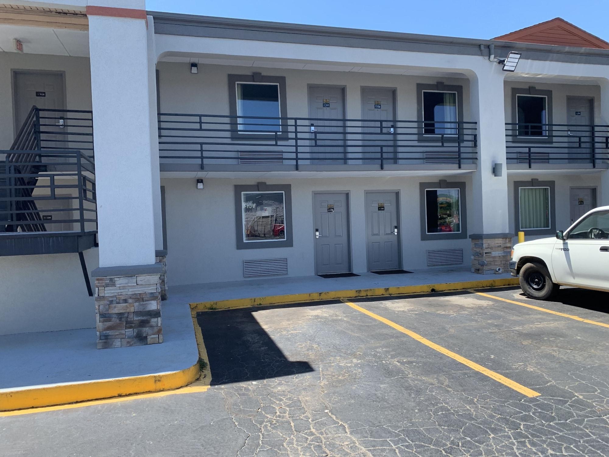 Executive Inn 30/41