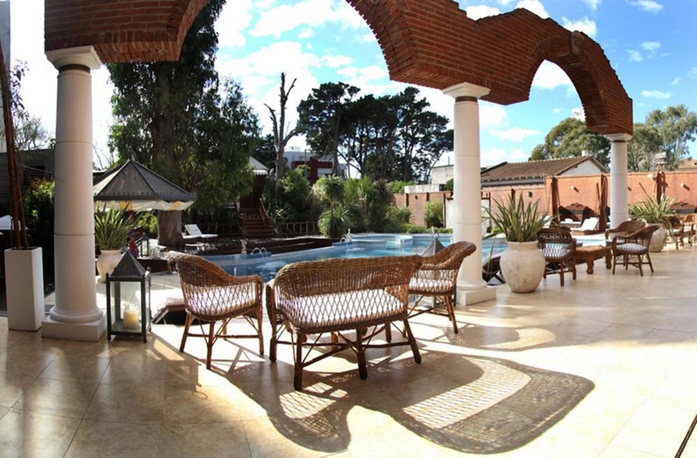 Bagu Hotel & Spa 20/28