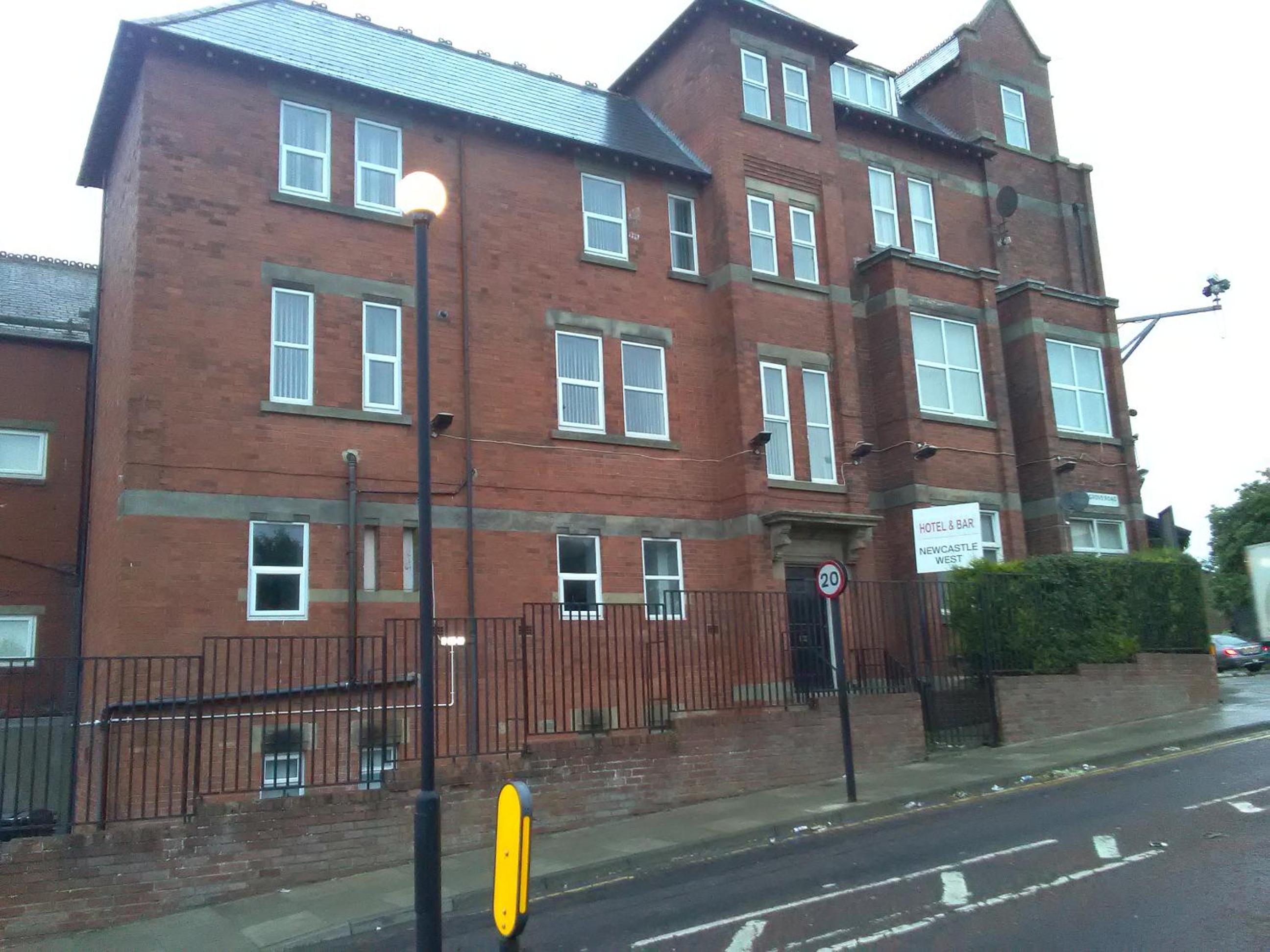 OYO Newcastle West 30/30