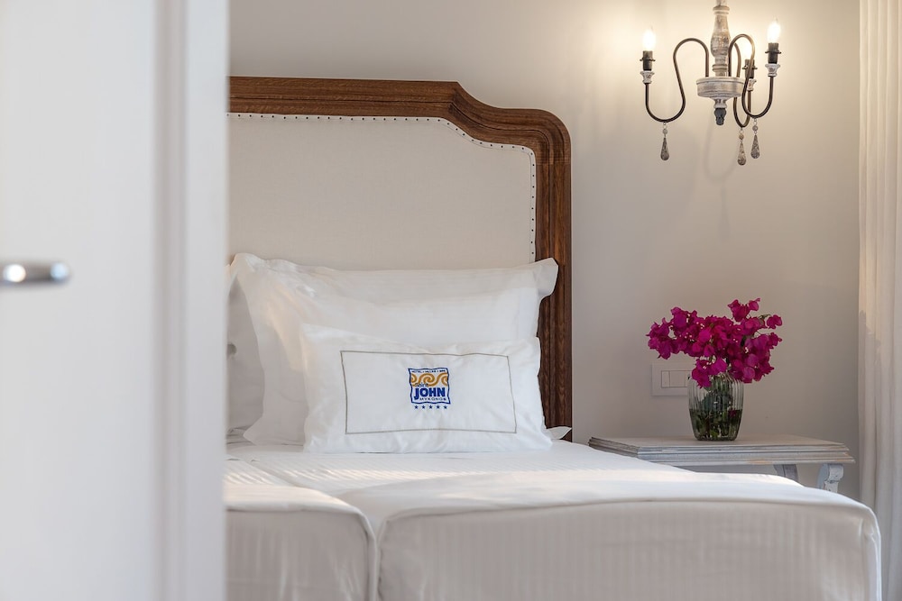 Saint John Hotel Villas and Spa 9/107