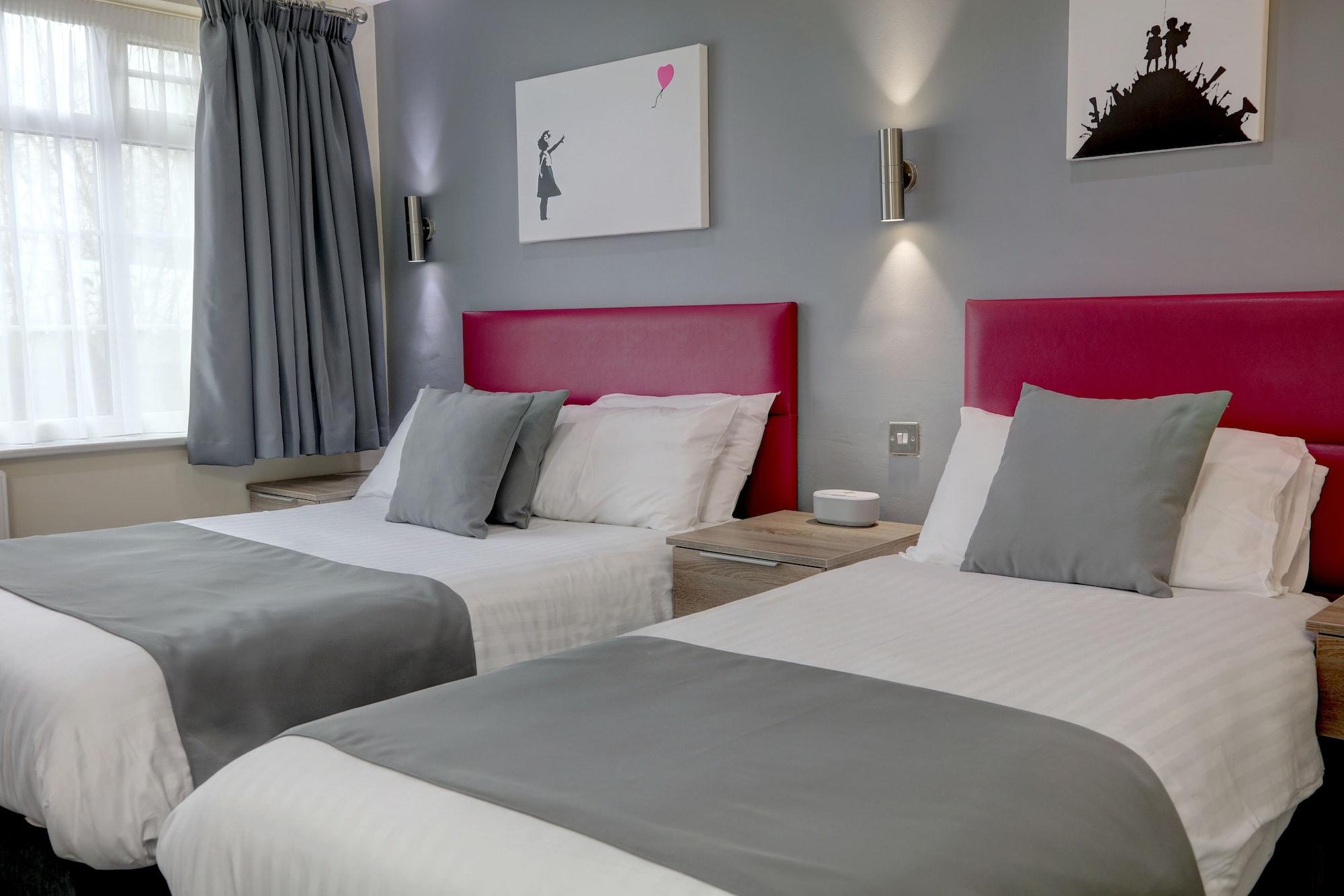 Family, Multiple Beds