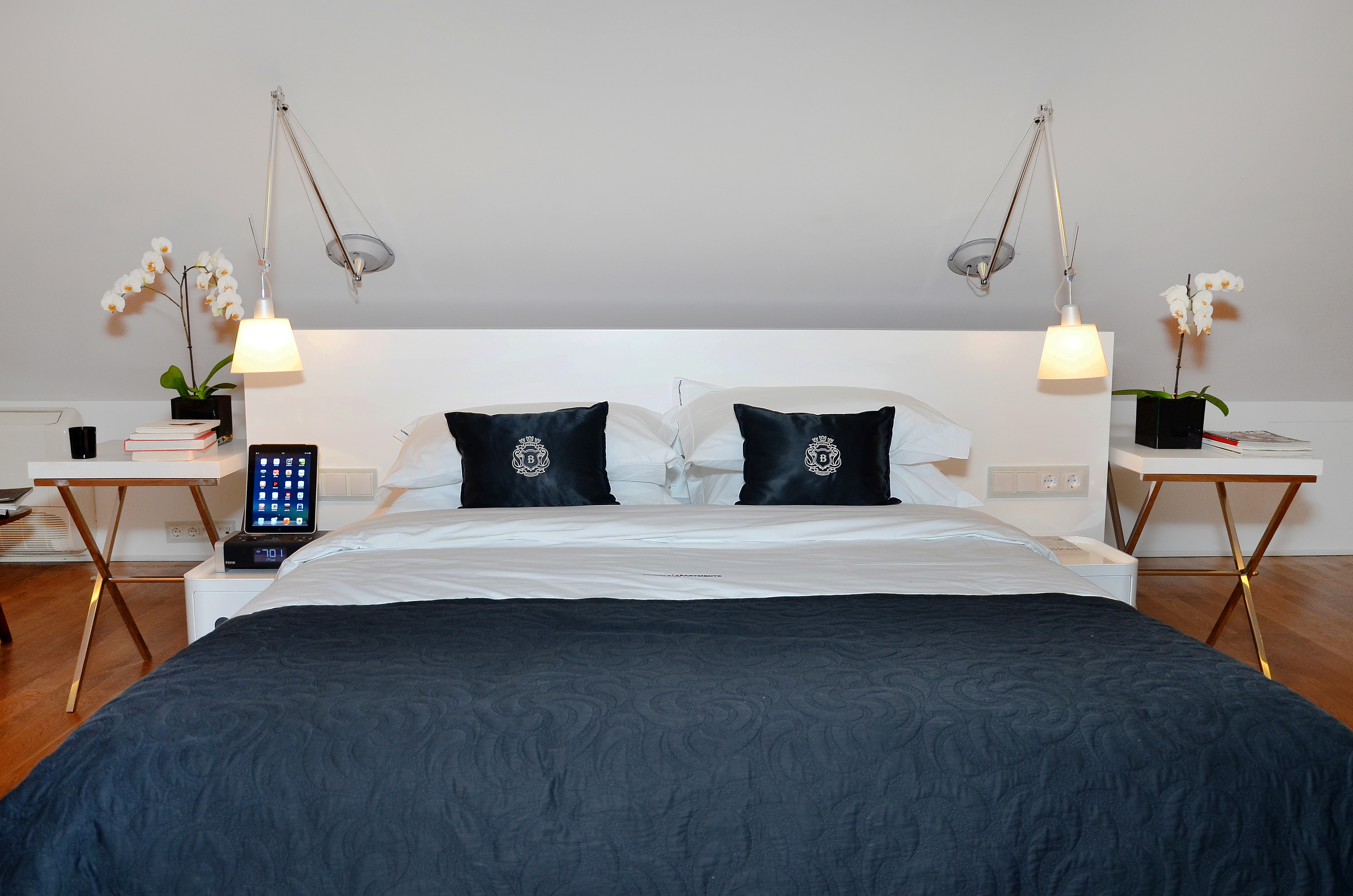 Suite, Castle View