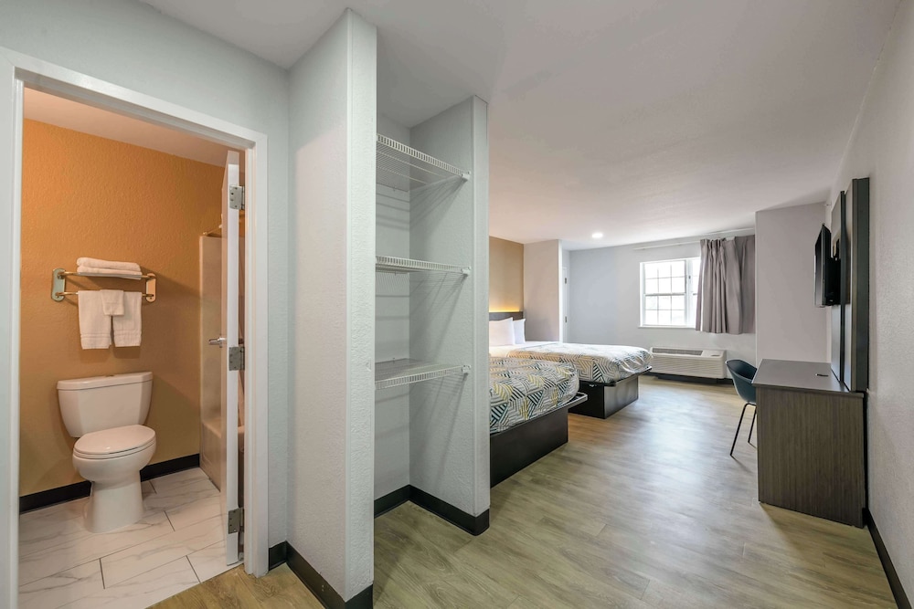 Motel6 Columbus, GA - Columbus Airport 26/27