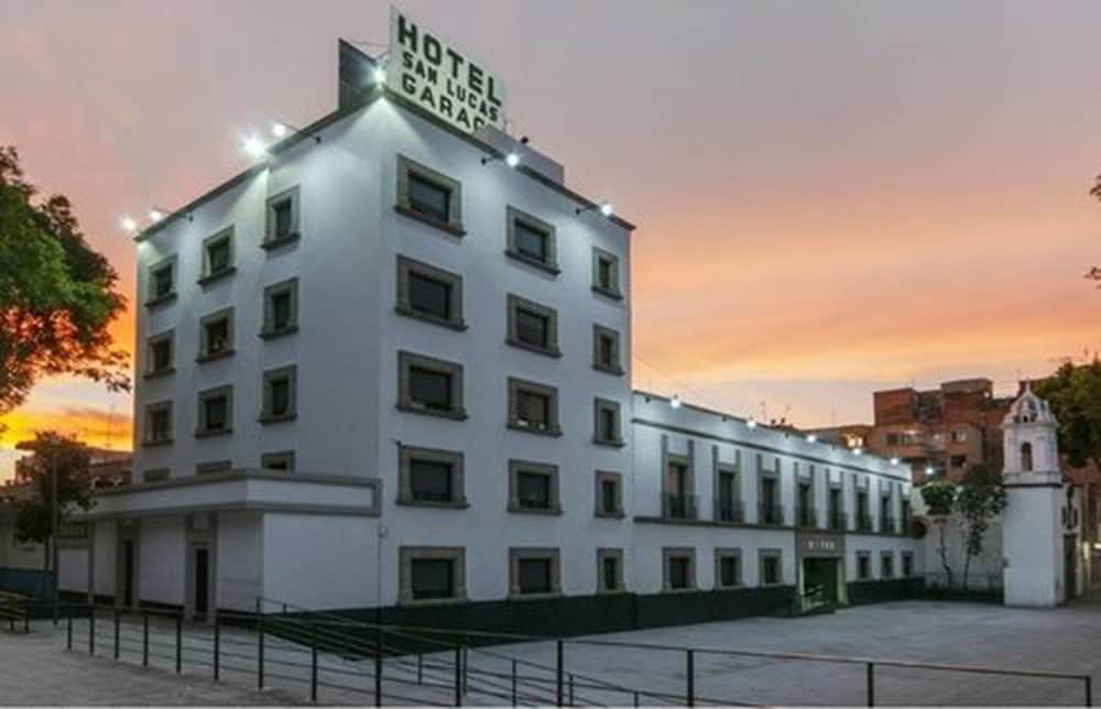 Hotel San Lucas 2/66