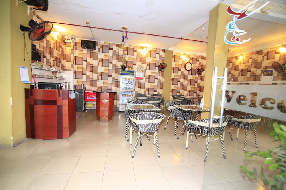 Truong Giang Hotel 16/60