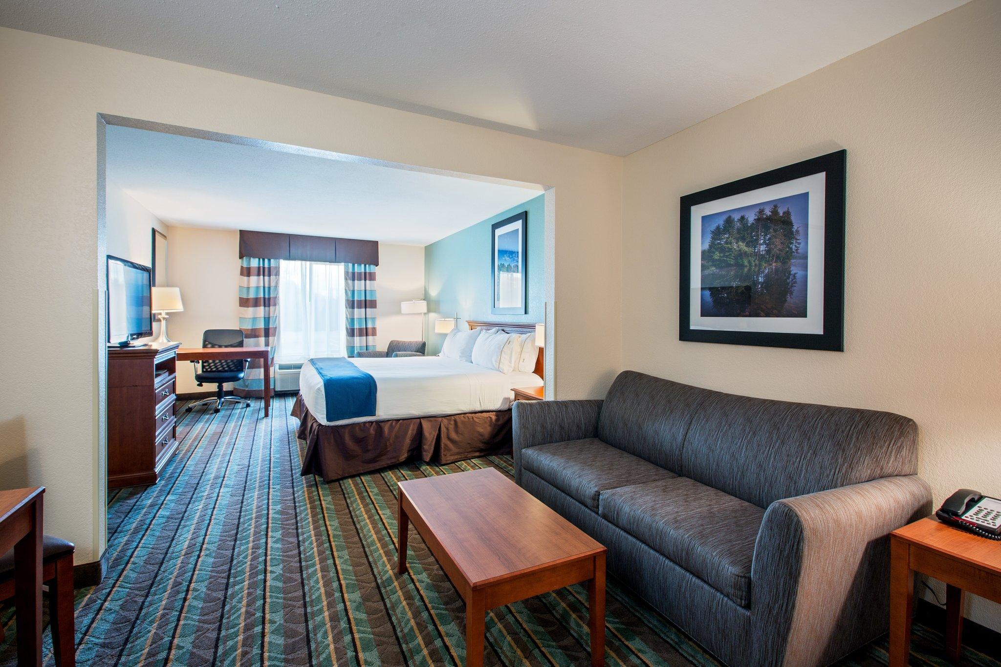 White Pine Lodge Ex Holiday Inn Express Suites Salamanca 26/36