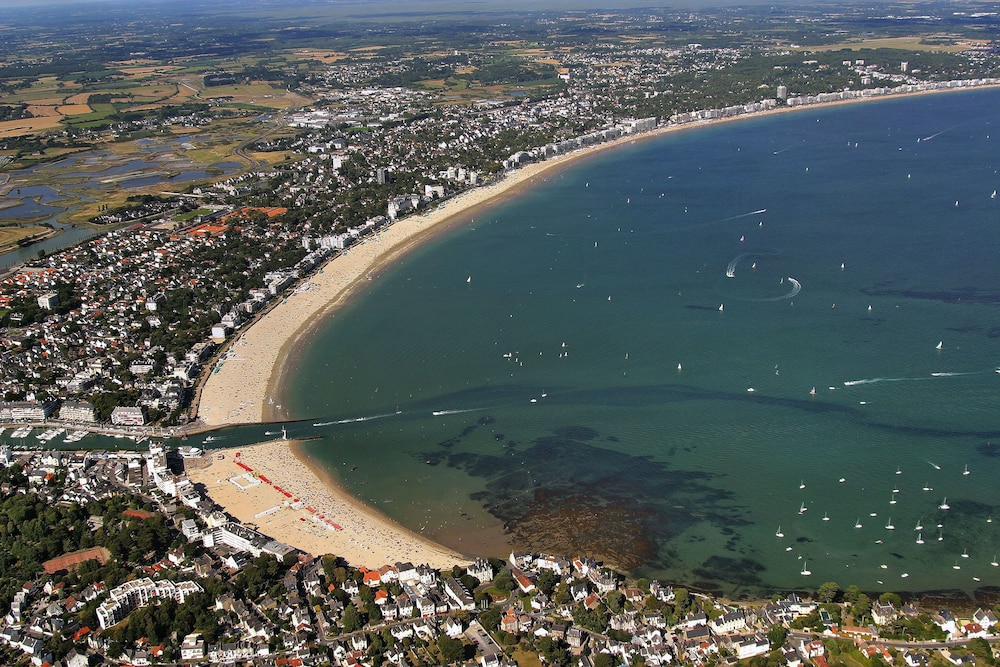Mercure La Baule Majestic 3/64