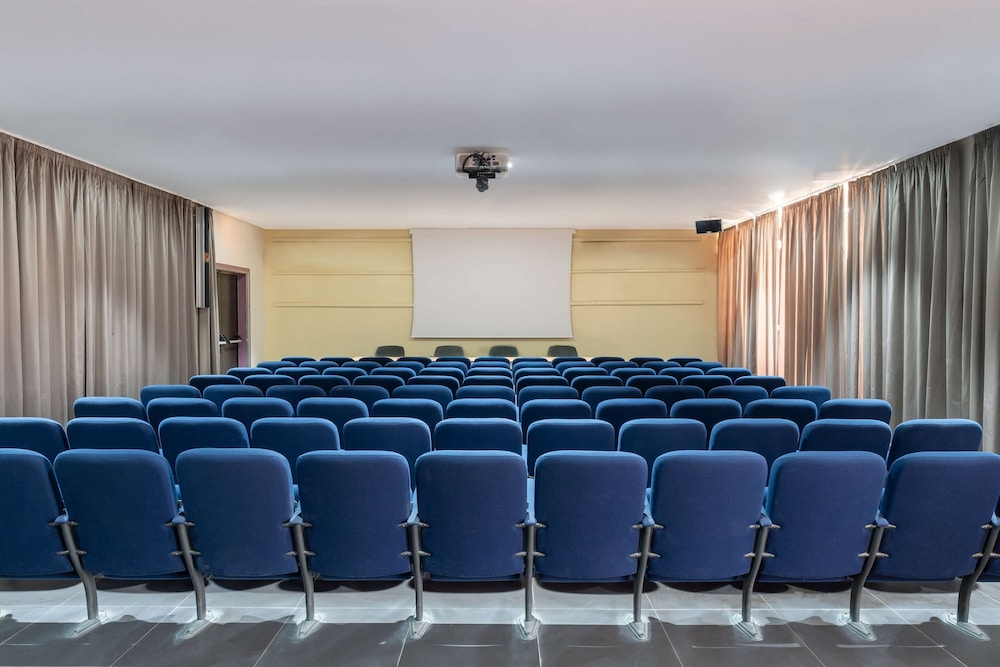 RADISSON BLU HOTEL N DJAMENA 39/46