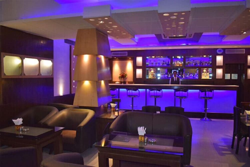 Vaibhav Hotel 41/46