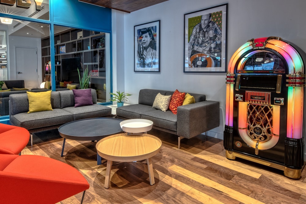 Hotel Indigo Memphis Downtown 48/68