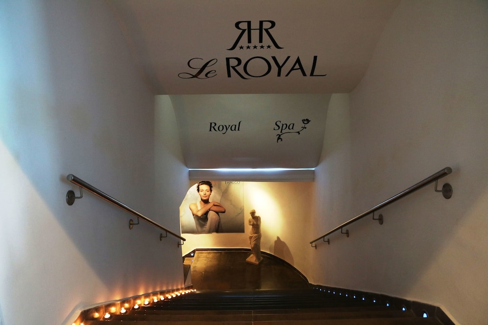 LE ROYAL HAMMAMET 12/50
