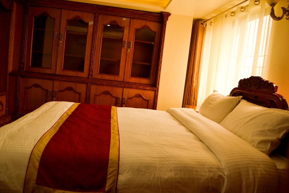 Mandala Hotel Pvt.Ltd. 18/33