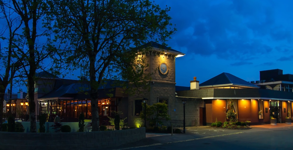 Treacy Apos S West County Conference Amp Leisure Centre 2/50