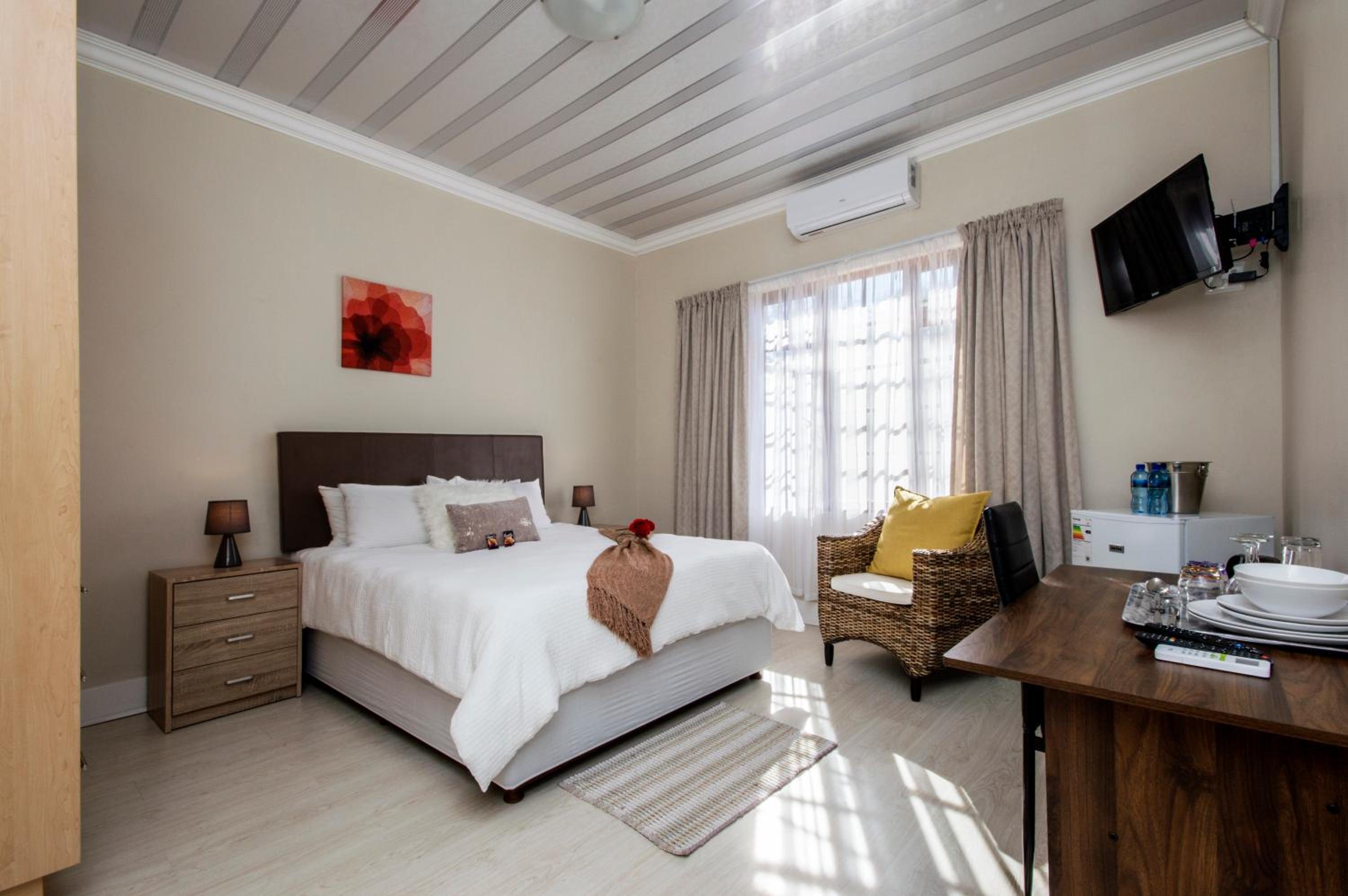 Walmer Villiers Self Catering 5/26