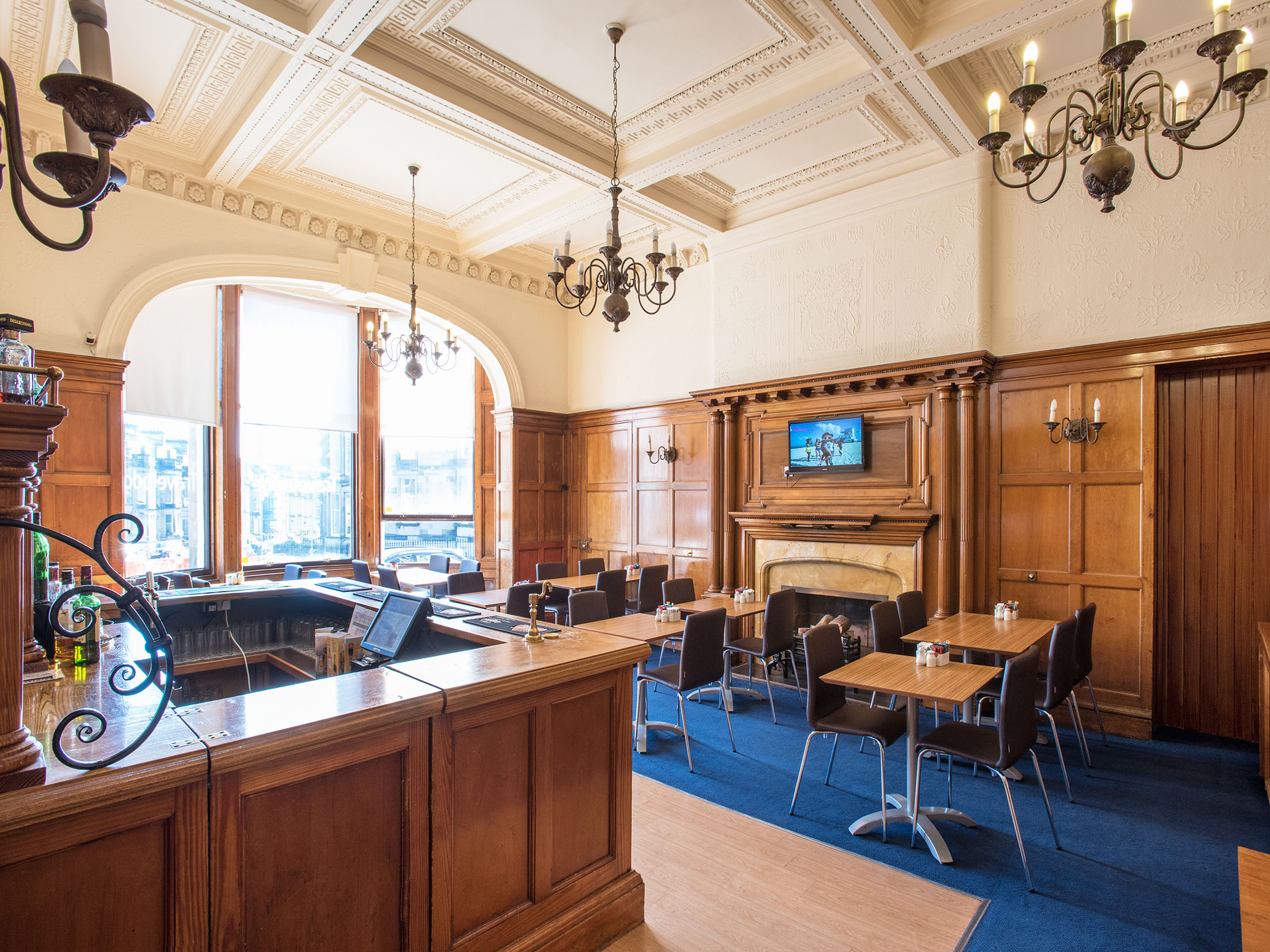 Travelodge Edinburgh Haymarket 28/37