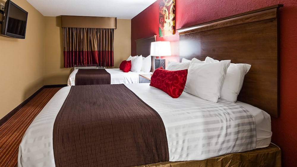 SureStay Plus by Best Western San Antonio Fiesta Inn 19/38