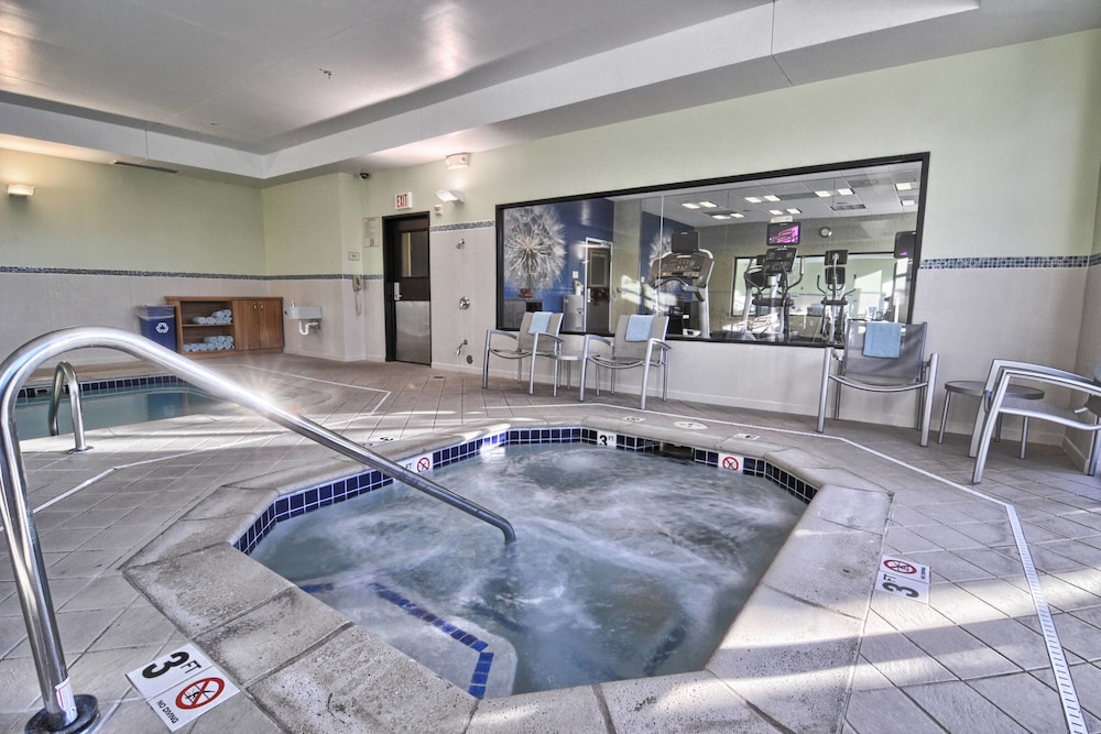 Springhill Suites Detroit Southfield 48/56