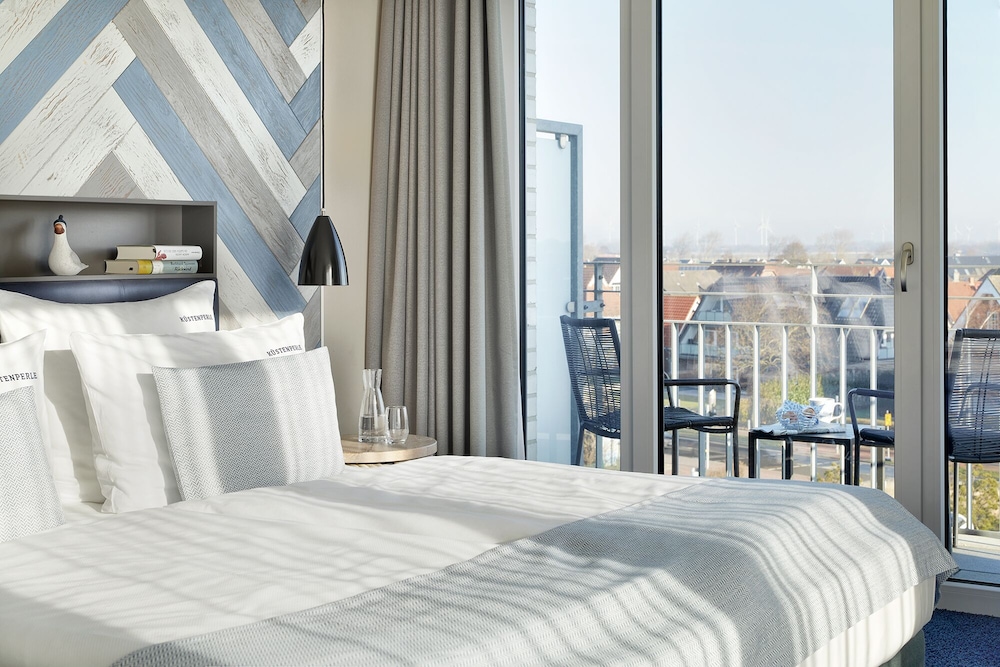 Küstenperle Strandhotel & Spa 18/50