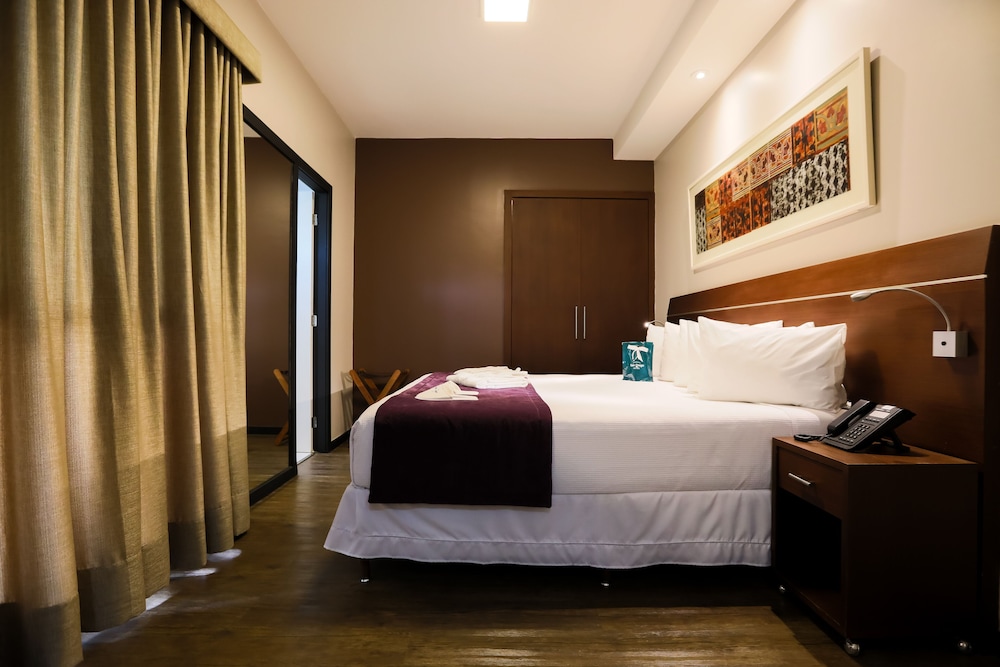 San Diego Suites Ipatinga 17/75