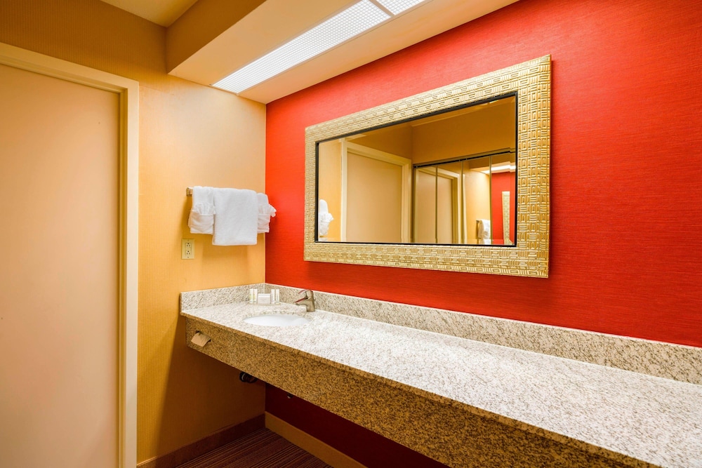Courtyard by Marriott Wilmington Brandywine 12/31