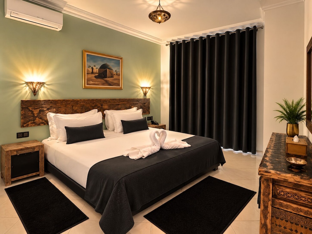 غرفة كومفورت بسرير كوين، Hotel Tafoukt 3/9