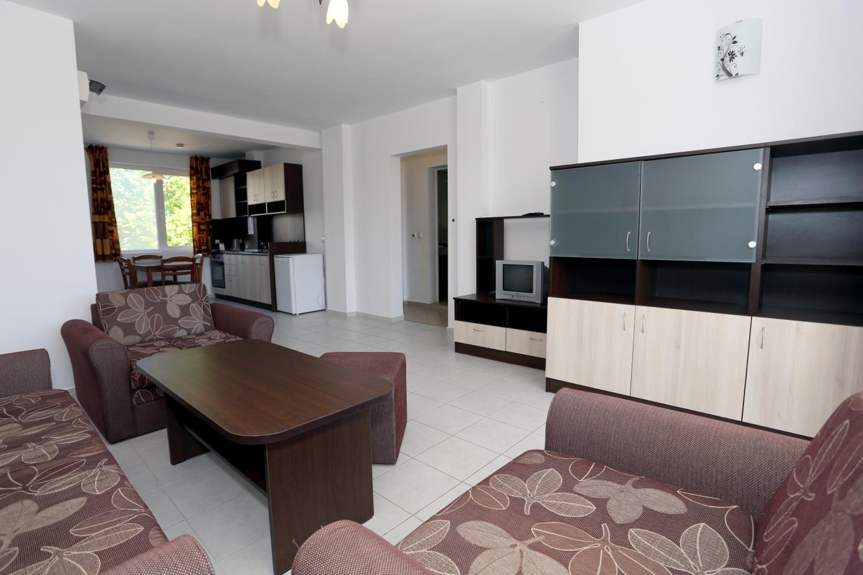 Bravo 1 Aparthotel 11/24