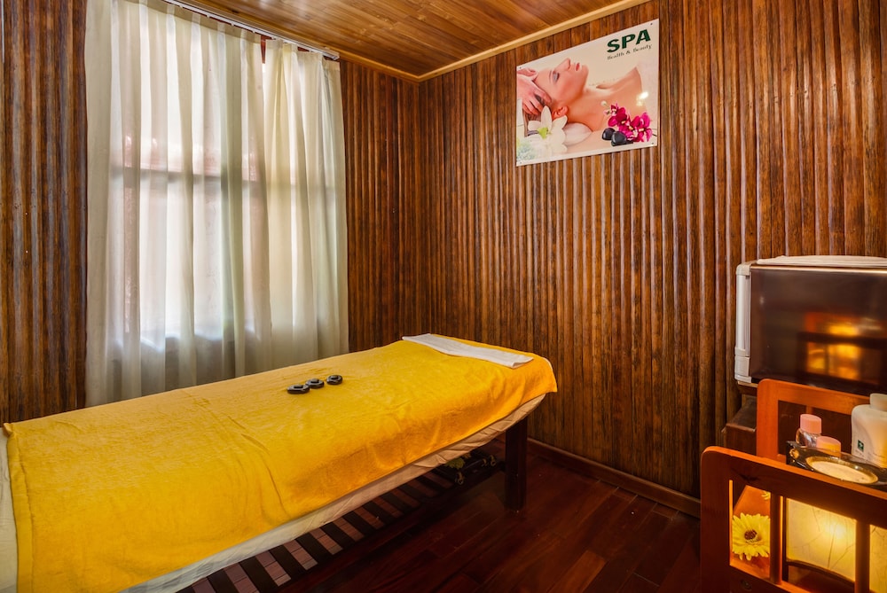 Gold Coast Phu Quoc Resort 42/68