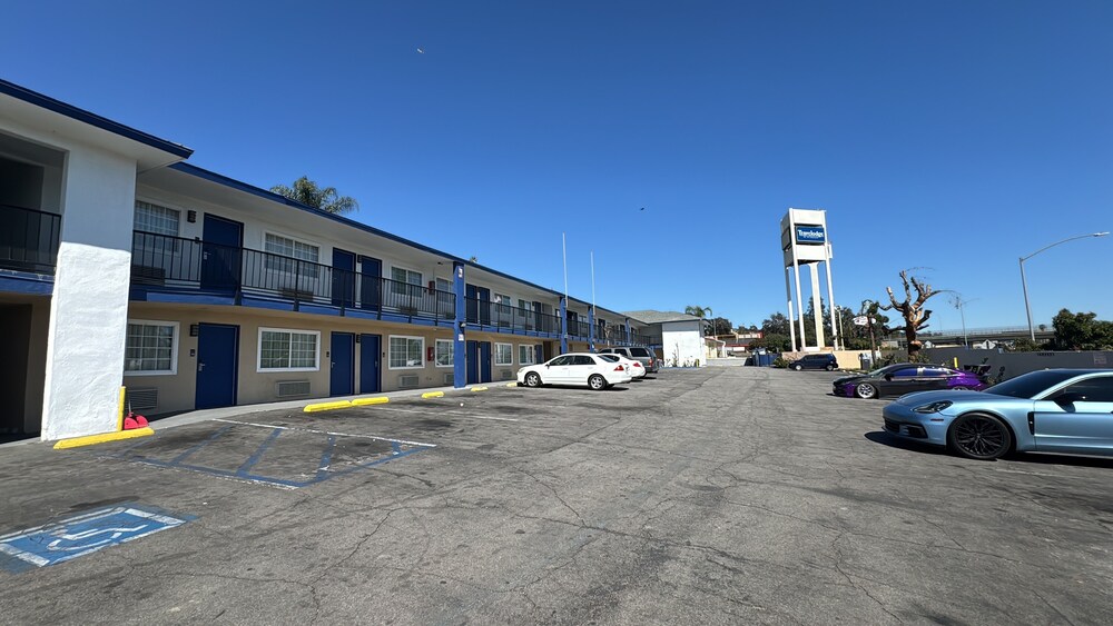 Travelodge by Wyndham Fairplex Pomona 40/57