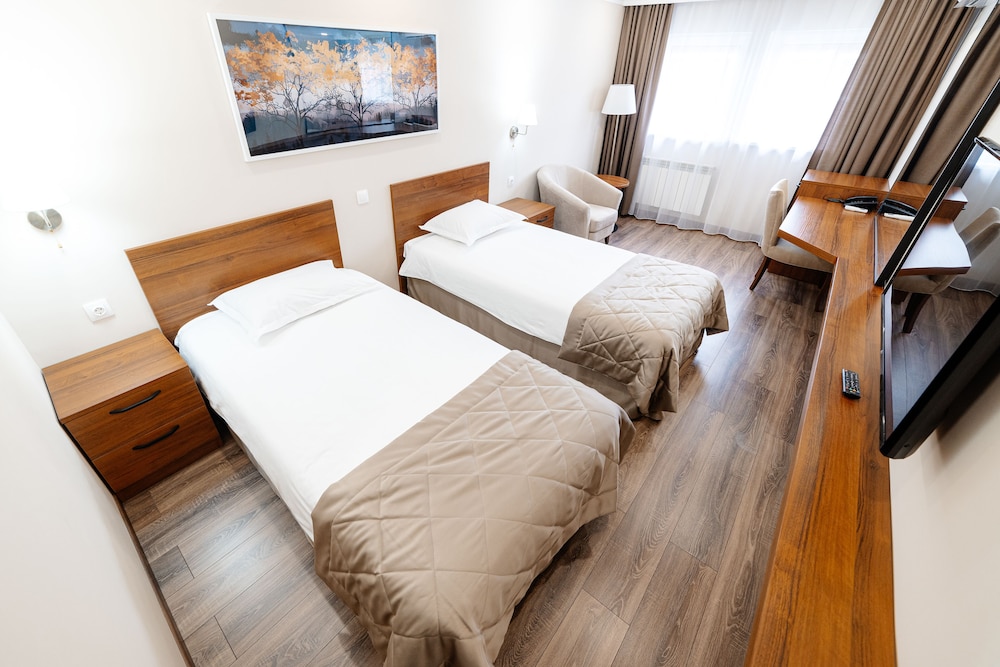 Chagala Uralsk Hotel 12/50