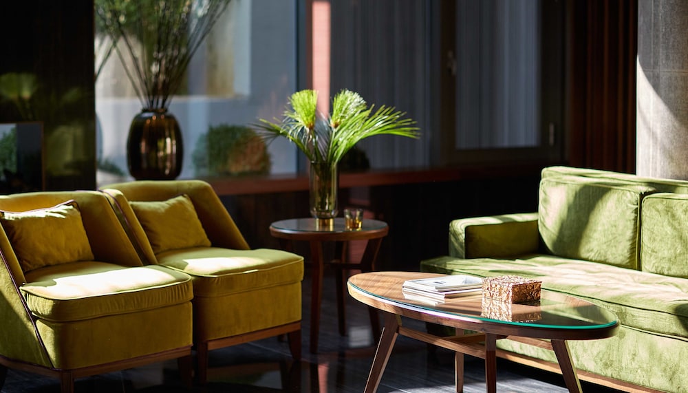 Maestral Resort & Casino 24/50