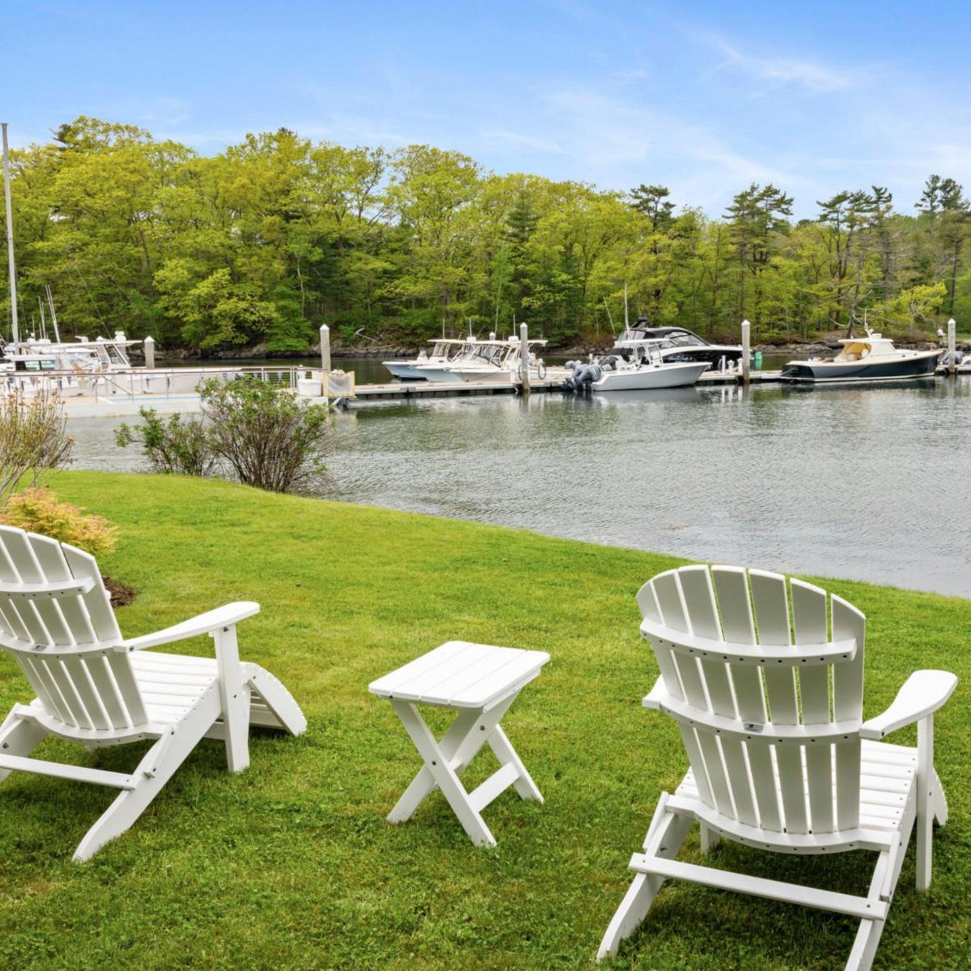 Yachtsman Hotel & Marina Club 52/60