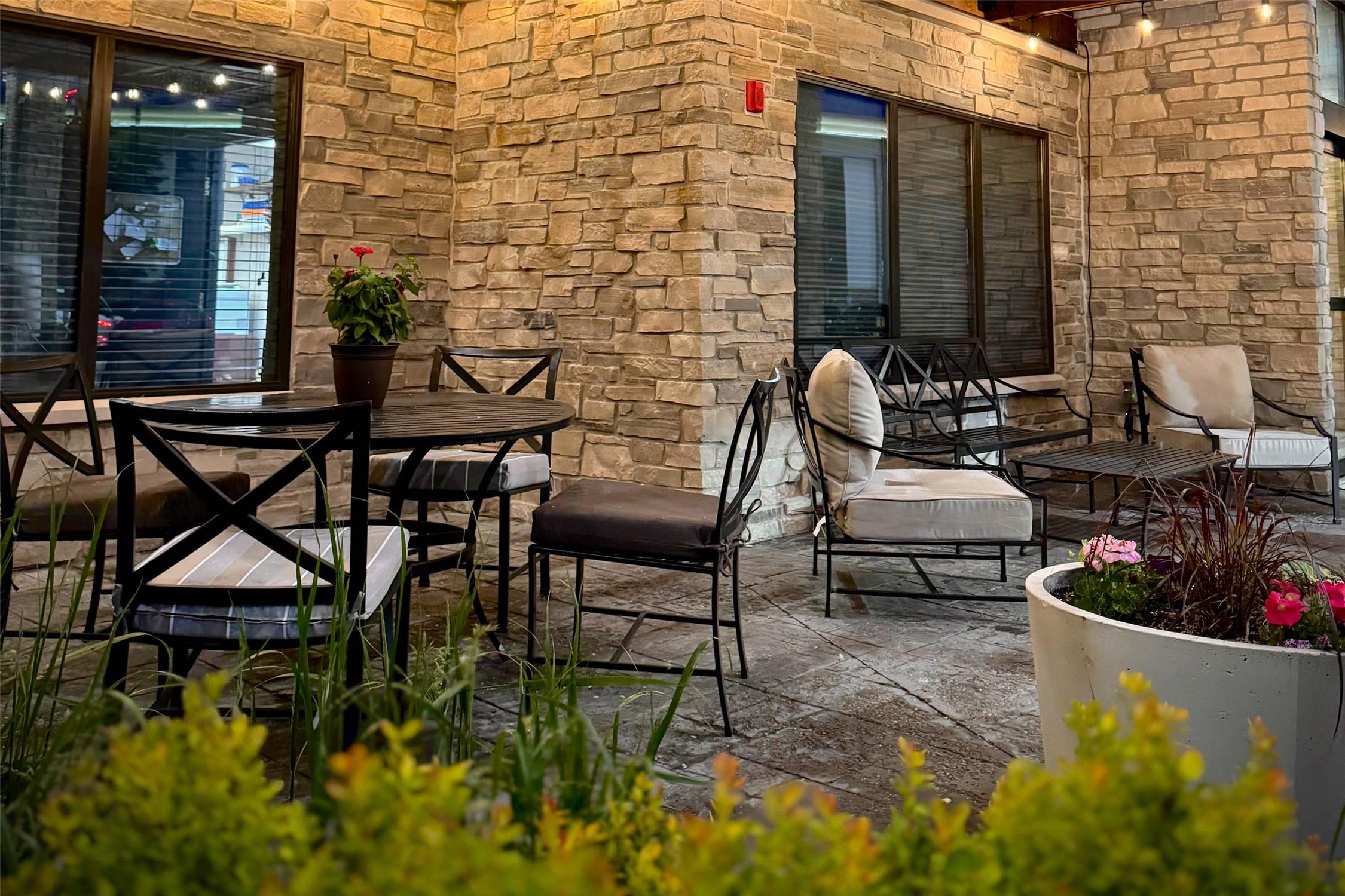 Country Inn & Suites by Radisson, Appleton Airport - Fox River Mall Area 12/20