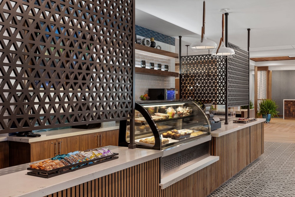 Delta Hotels by Marriott Bristol 34/48