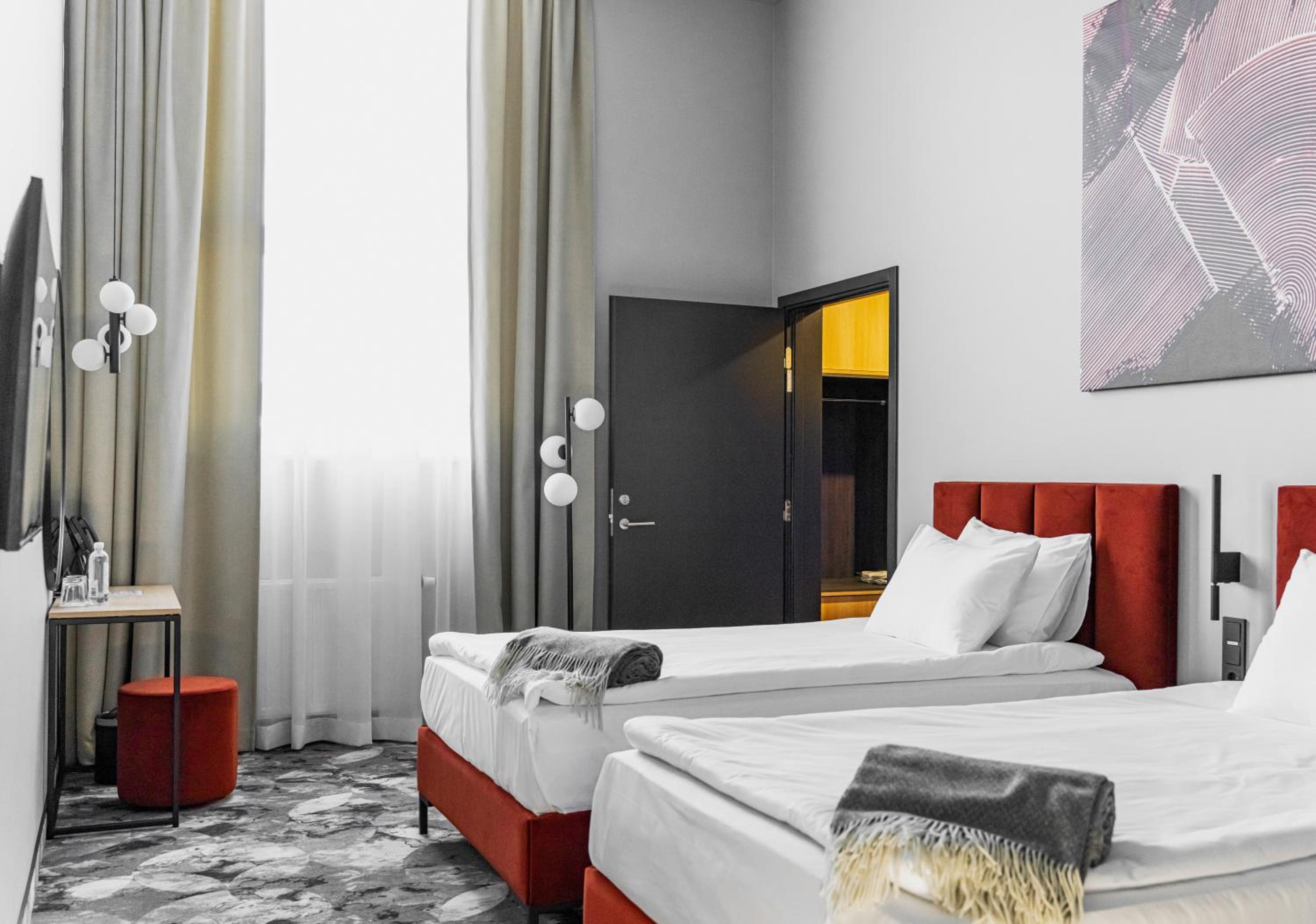 1 Bedroom, Premier, Apartment