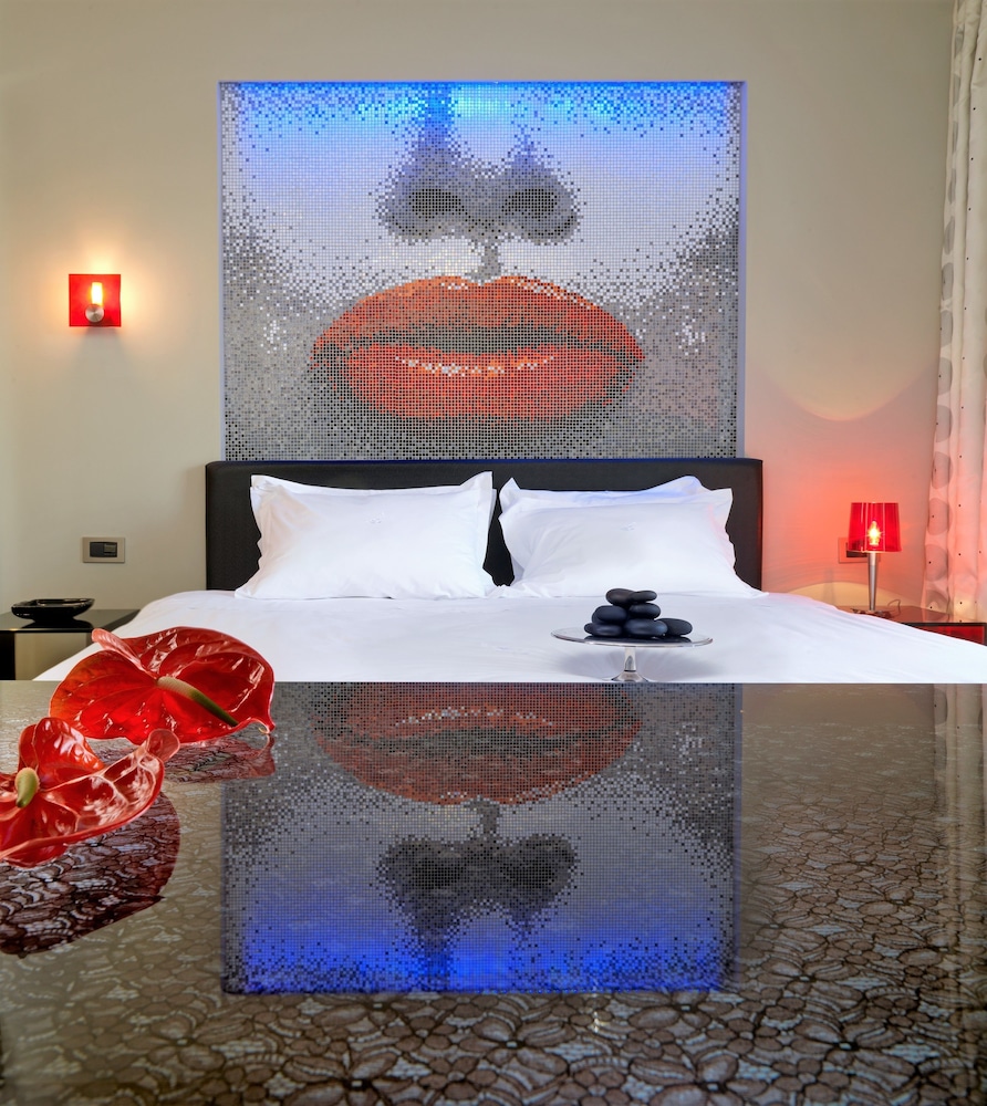 1 Bedroom, Lifestyle, Suite, Queen Bed, Sofa