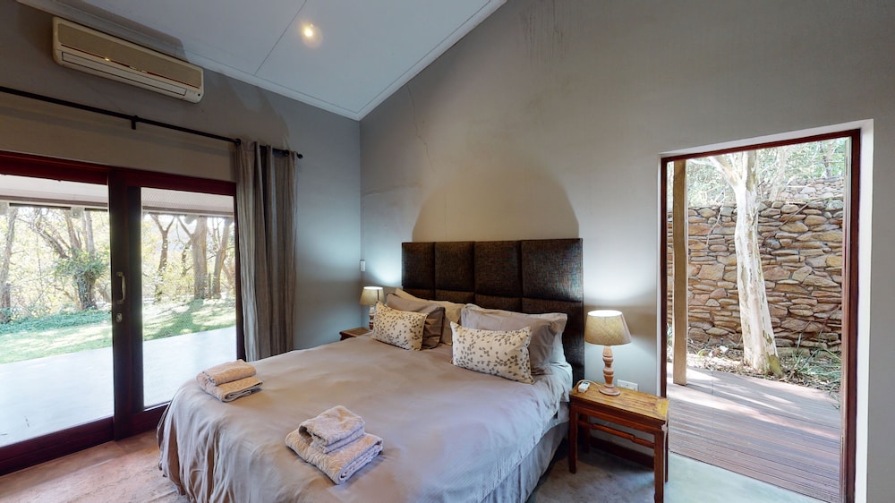 3 Bedrooms, Family, House, Hill View