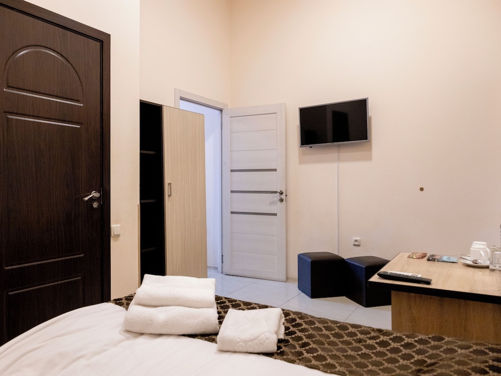 Comfort Hotel 23/50