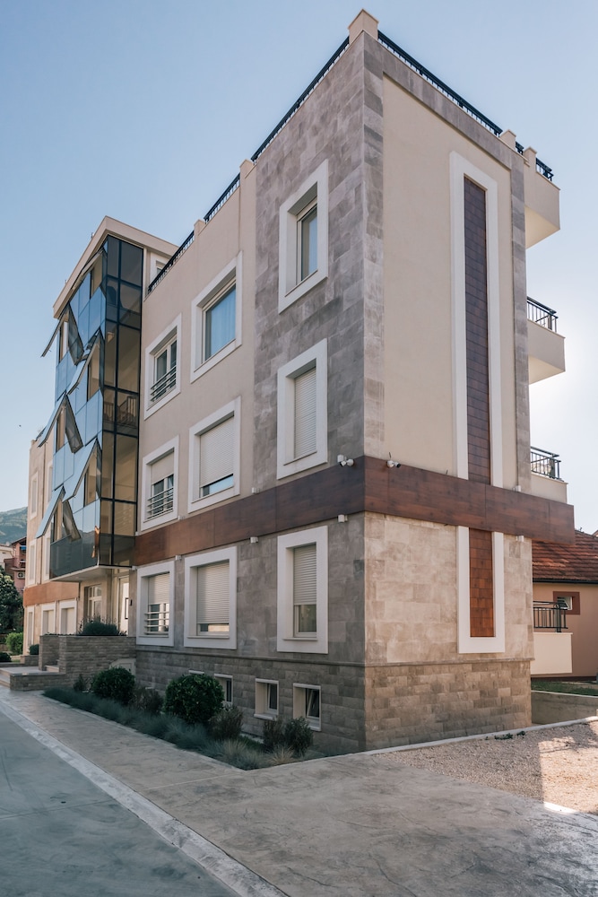Hotel Villa Royal 4/54