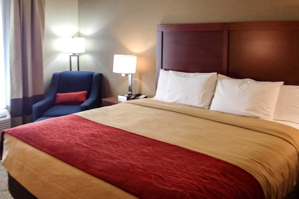 Comfort Inn & Suites Augusta KS 6/31
