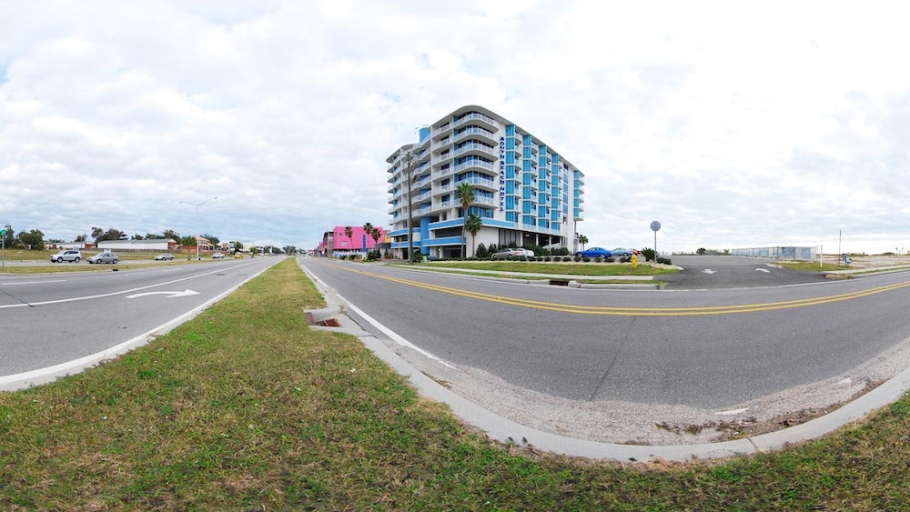 South Beach Hotel Suites 24/28