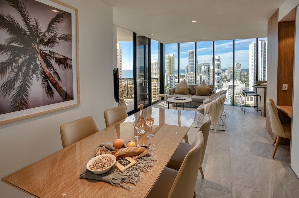 Encore Broadbeach 33/50