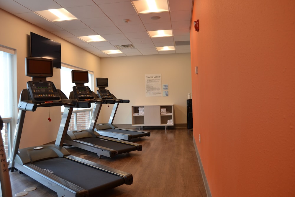 Holiday Inn Express & Suites Goodlettsville N - Nashville 32/54
