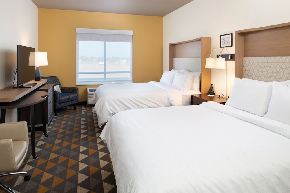 Holiday Inn Suites Idaho Falls 23/75