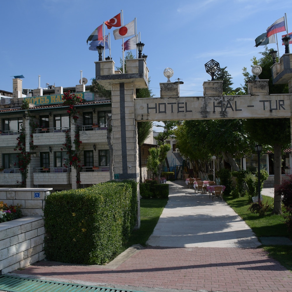 Hal-Tur Hotel 42/50