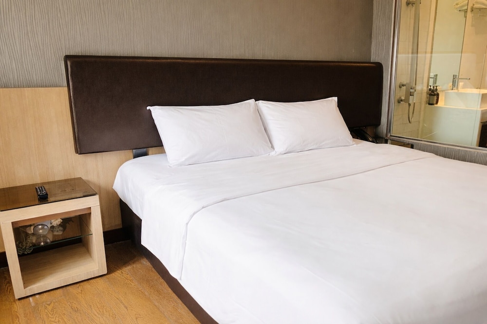 Amrise Hotel Kitchener 48/67