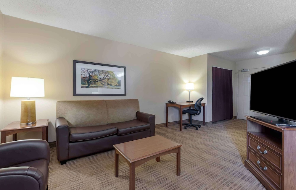 Extended Stay America - Dallas - Farmers Branch 31/50