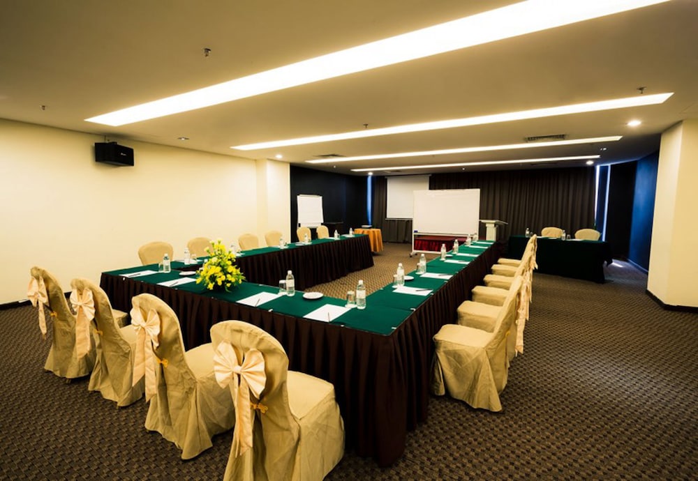 Kingston Hotel 15 @ Tower Regency 31/44