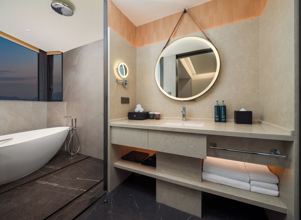DoubleTree by Hilton Zhangzhou 35/39