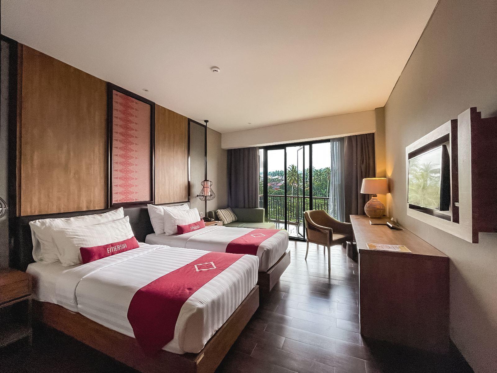 Deluxe, Twin Beds, Balcony