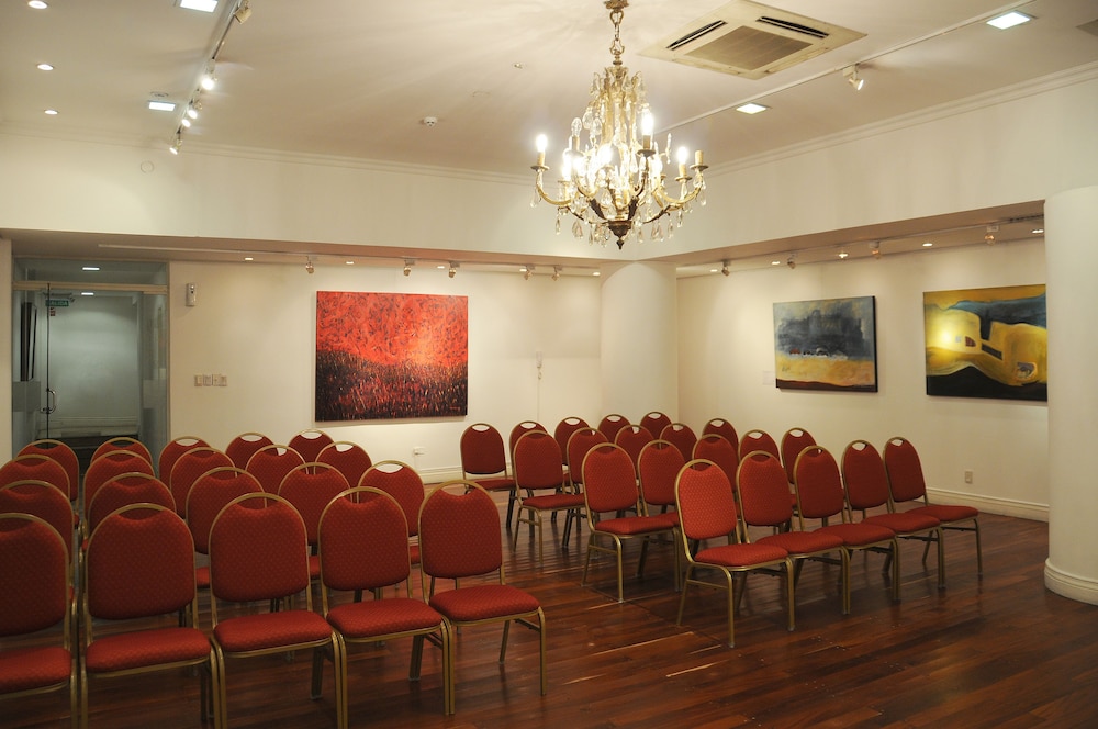 Huentala Hotel Boutique 65/69